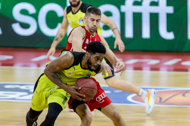 励年轻一代 励年轻一代